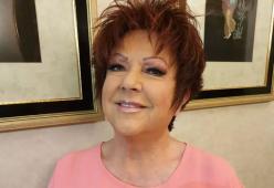 Orietta Berti: “Mia madre mi mandò a lavorare in fabbrica"