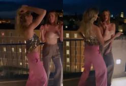 Alessia Marcuzzi e Elena Santarelli, balli sfrenati sui tetti di Roma