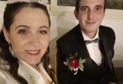 Ago nel vestito, sposa finisce in ospedale il giorno delle nozze