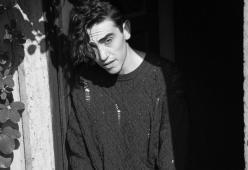 L'infanzia di Michele Bravi: "Sono cresciuto con i miei nonni"