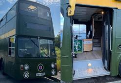 Famiglia lascia casa per andare a vivere in un autobus a 2 piani
