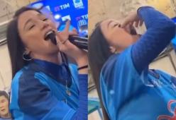 Scudetto Napoli: Maria Esposito canta “‘O Mar For” e si commuove