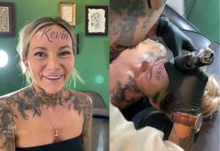 Si tatua il nome del fidanzato sulla fronte: "Non me ne pentirò"