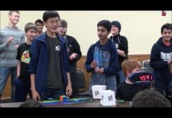 [Video] Risolve il cubo di Rubik in 4,5 secondi: nuovo record assoluto