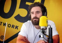 Tommaso Paradiso, indizi su "Love" a 105 Mi Casa: "È un disco emotional, mi commuovo ascoltando alcune canzoni"