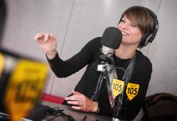 Alessandra Amoroso a 105 Mi Casa: "Non vedo l'ora di entrare all'Arena di Verona!" 