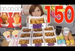 Una ragazza giapponese mangia 150 McNuggets in 5 minuti!
