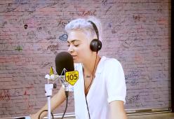 Elodie canta dal vivo il nuovo singolo "Nero Bali" a 105 Take Away