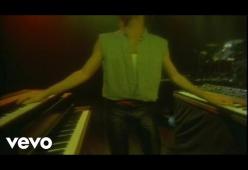 Bryan Adams
