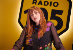 Il cambio look di Annalisa e "Mon Amour" sono una bomba