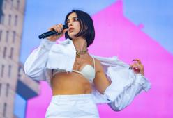 Brit Awards 2021: trionfa Dua Lipa