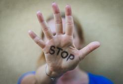 Via libera al Codice rosso: il ddl per la tutela delle vittime di violenza domestica e di genere è legge