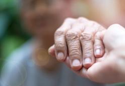 Esistono persone più altruiste di altre: come mai? 