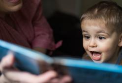 Raul Bova, Claudia Gerini, Matilda de Angelis danno voce alle favole per rallegrare i bambini italiani ricoverati in ospedale