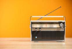 Coronavirus, ricerca GFK: gli italiani non rinunciano alla radio
