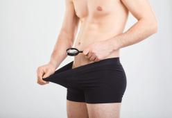 Il pene invernale esiste: con il freddo diventa davvero più piccolo
