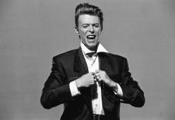 Il commovente video della figlia di David Bowie in ricordo del padre