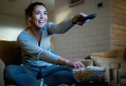 26mila euro per stare a casa a guardare le serie tv: non è un sogno, è realtà!