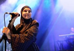 Sinead O’Connor annuncia: “Intraprenderò un percorso di riabilitazione di un anno”