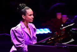 Alicia Keys racconta un traumatico incontro con un fotografo: "Mi ha trattata come un oggetto"