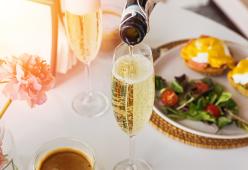 Prosecco a colazione: a Milano si può 