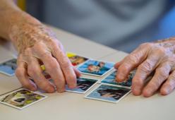 La fotocamera dello smartphone servirà per diagnosticare l’Alzheimer

