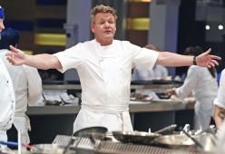 Gordon Ramsay ne spara un'altra: “La cucina greca è meglio di quella italiana”
