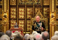 La Regina dà forfait per il Queen’s Speech: prima volta che manca dal 1963
