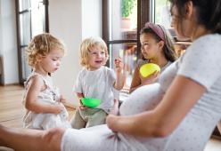 Dopo sette figli partorisce cinque gemelli: ora sono davvero tanti!