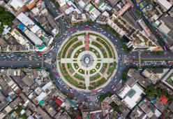 Sulle città a forma circolare piove di più che su quelle a forma quadrata
