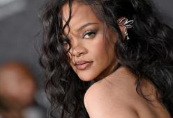 Rihanna si esibirà agli Oscar 2023
