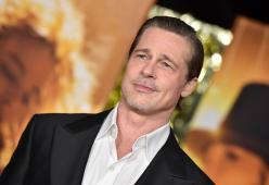 Brad Pitt risorge con a fianco la compagna di trent'anni 