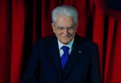 Medico finge di essere Mattarella per raccomandarsi: indagato