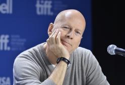 Bruce Willis soffre di demenza, è ufficiale: la diagnosi è demenza fronto-temporale
