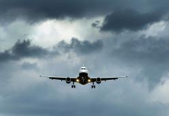 Un Boeing 737 è sparito in Iran ma partiva dall’Europa