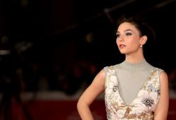  
 Matilda De Angelis una bomba di talento e carisma sull’Ariston
