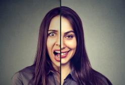 Il cervello reagisce diversamente a insulti e complimenti: cosa succede? 
