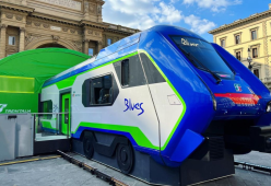 Blues: è il nuovo treno ibrido di Trenitalia