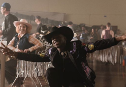 Lil Nas X, la sua “Old Town Road” è alla prima posizione nella classifica di Billboard da 15 settimane