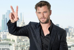 Hulk Hogan “benedice” Chris Hemsworth: “È abbastanza bello per interpretarmi”