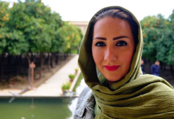 Giornalista iraniana si dimette: "Perdonatemi per avervi mentito per 13 anni"