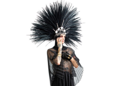 Achille Lauro stupisce ancora Sanremo 2020 con un look ispirato alla Marchesa Luisa Casati Stampa