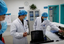 Il coronavirus resta sulle superfici (come plastica e vetro) per 9 giorni
