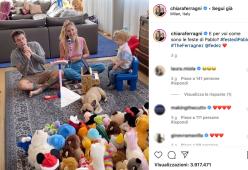 Fedez e Chiara Ferragni cantano "Le Feste di Pablo" insieme a Leone: il video fa impazzire i fan