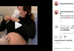 Silvia Provvedi pubblica un video dell'ecografia sui social: i fan in visibilio