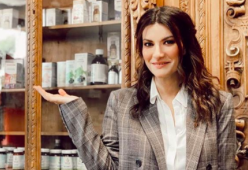 Laura Pausini e la polemica sul termometro digitale: "Meglio quello anni '80"