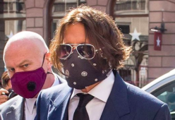 Johnny Depp al processo per diffamazione contro "The Sun"