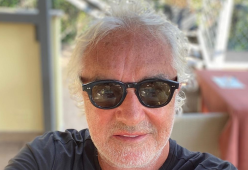 Briatore parla dall’ospedale: “Al Billionaire abbiamo rispettato le regole. La colpa è dei clienti”