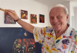 Anthony Hopkins torna su Instagram: “Dopo 174 giorni di quarantena forse non sono più tanto sano di mente”