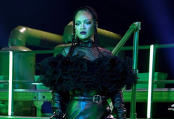 Rihanna chiede scusa per aver offeso i musulmani